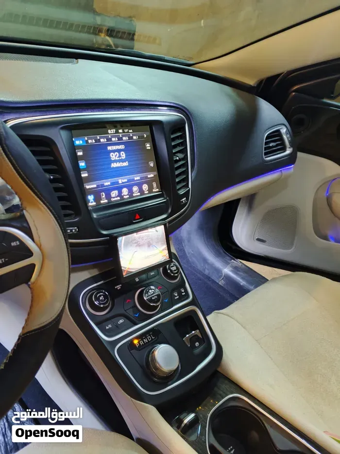 Chrysler 200C