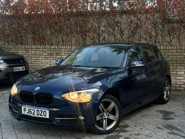 BMW 1 Series 2012 photo 2