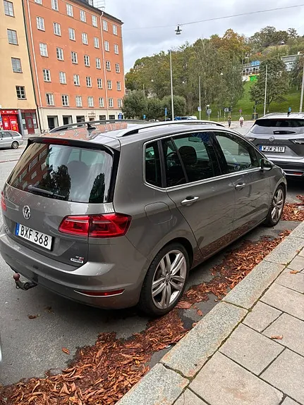 Volkswagen Golf Sportsvan 2014 photo 2