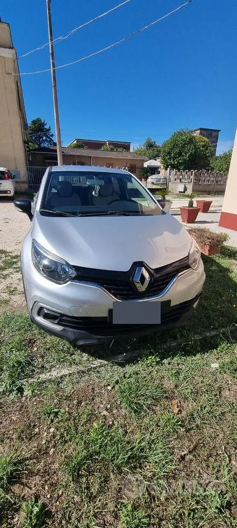 Renault Captur 2019 photo 2