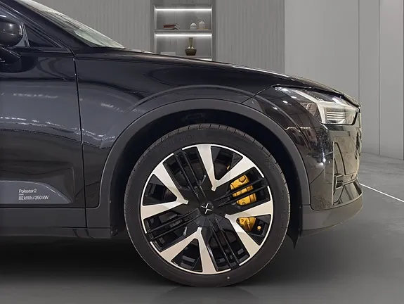 Polestar 2 2024 photo 4
