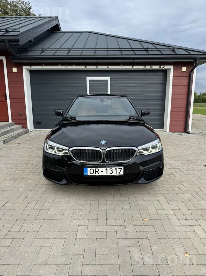 BMW 530I 2019 photo 2