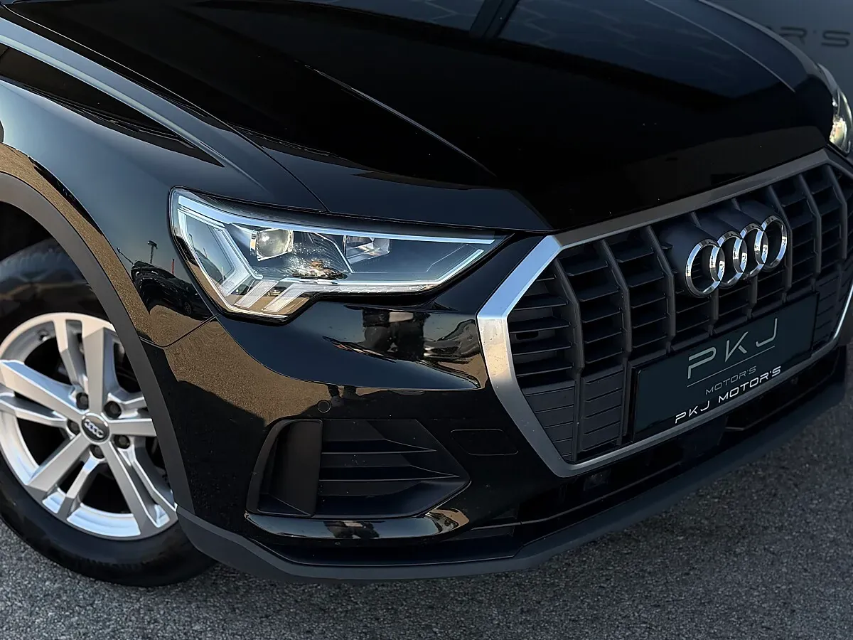 Audi Q3 2019 photo 3