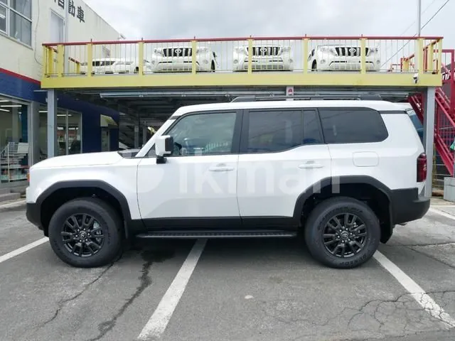 Toyota Land Cruiser Prado 2026 photo 4