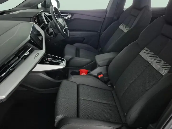 Audi Q4 E-Tron 2022 photo 4