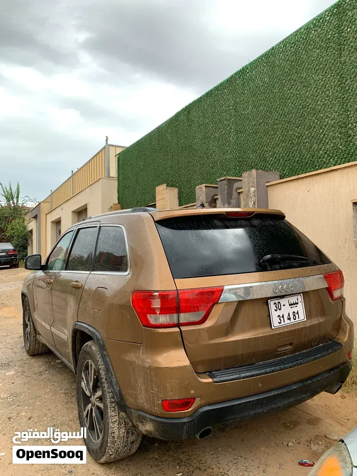 Jeep Grand Cherokee 2012 photo 3
