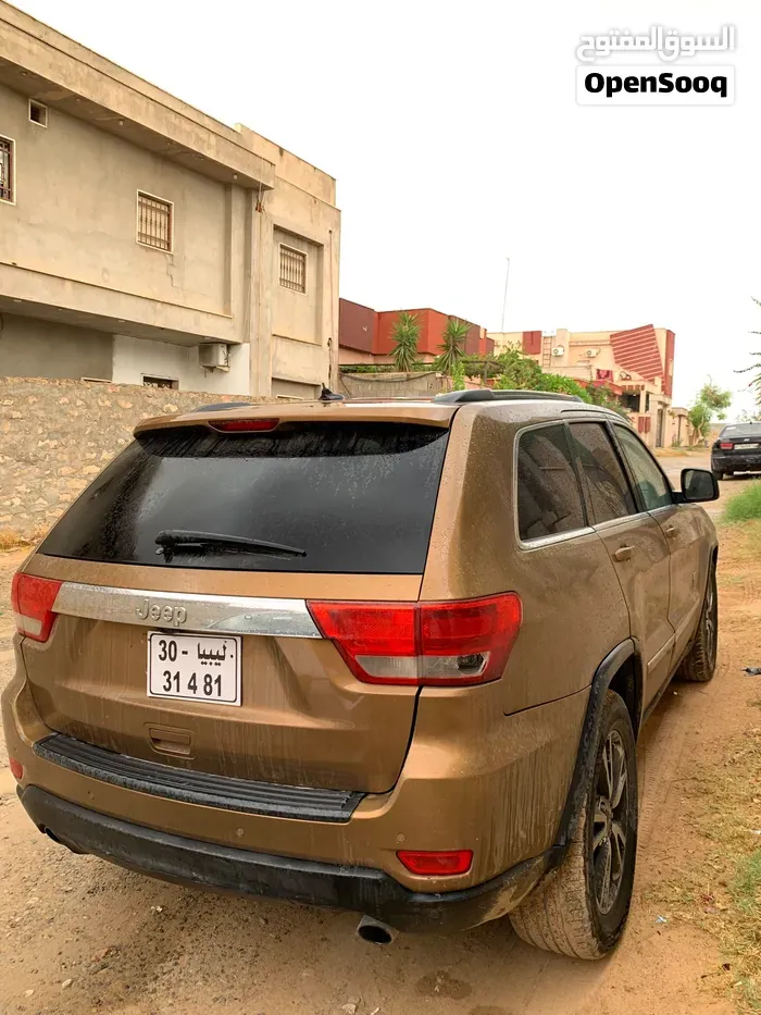 Jeep Grand Cherokee 2012 photo 4
