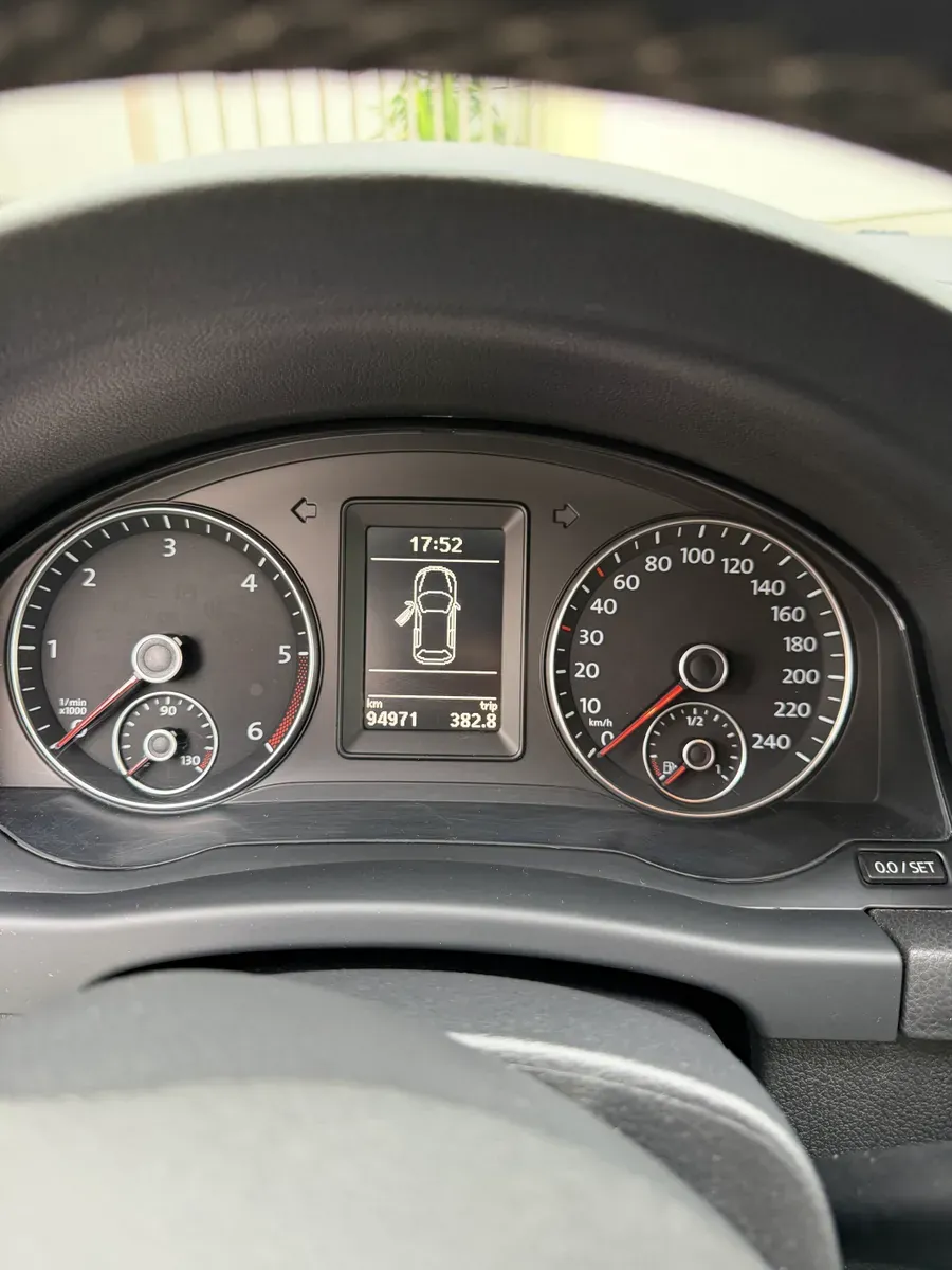 Volkswagen Golf 2013 photo 3
