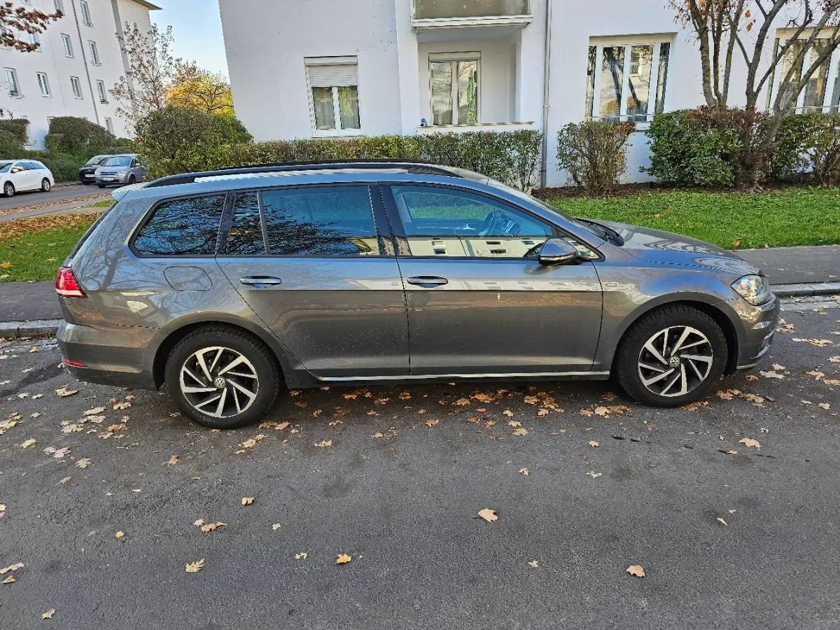 Volkswagen Golf 2019 photo 3