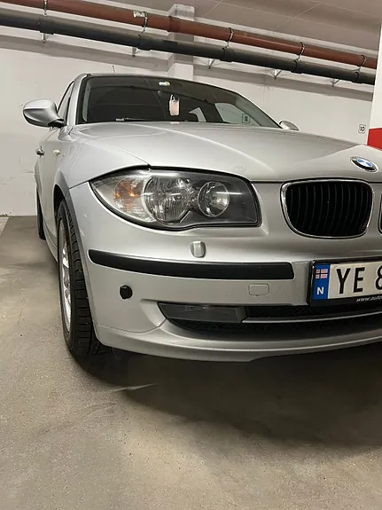 BMW 116D 2010 photo 2
