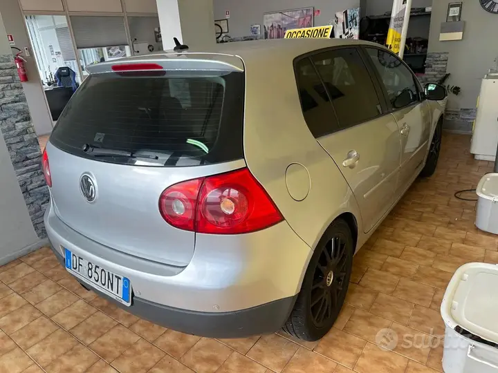 Volkswagen Golf 2006 photo 4