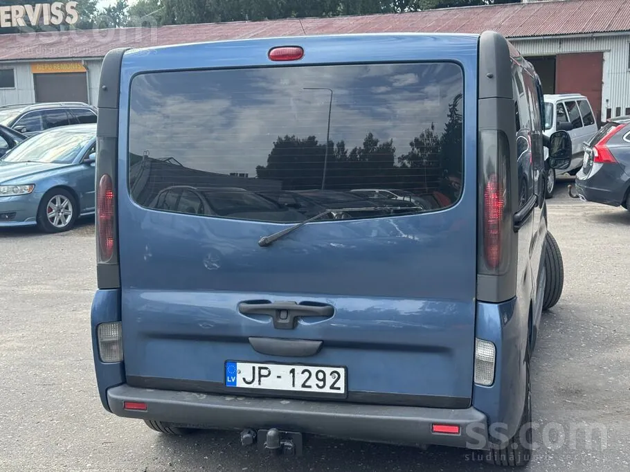 Opel Vivaro 2004 photo 4