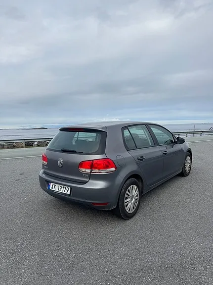 Volkswagen Golf Vi 2011 photo 3
