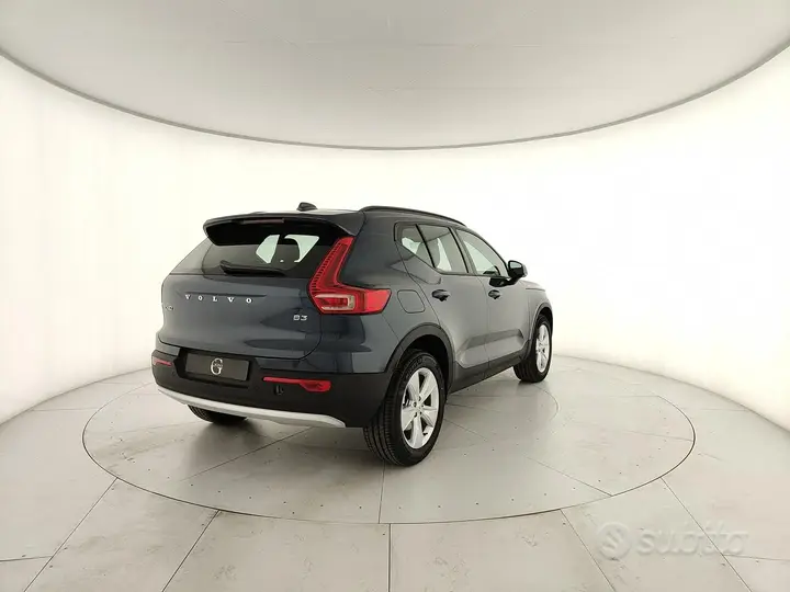 Volvo Xc40 2022 photo 3