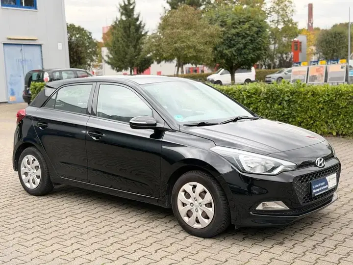 Hyundai I20