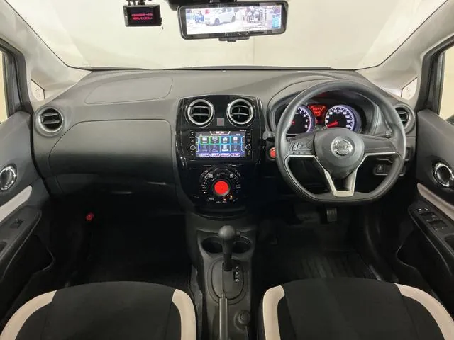 Nissan Note 2018 photo 3