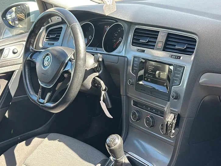 Volkswagen Golf 2014 photo 2