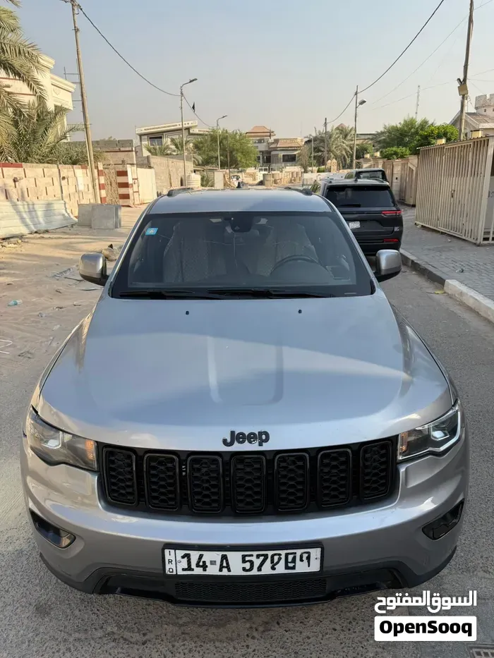 Jeep Grand Cherokee 2018 photo 3