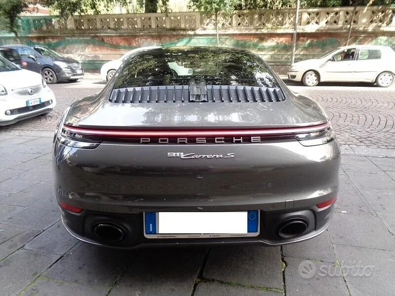 Porsche 911 Carrera S 2023 photo 3