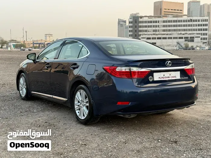 Lexus Es250 2015 photo 4