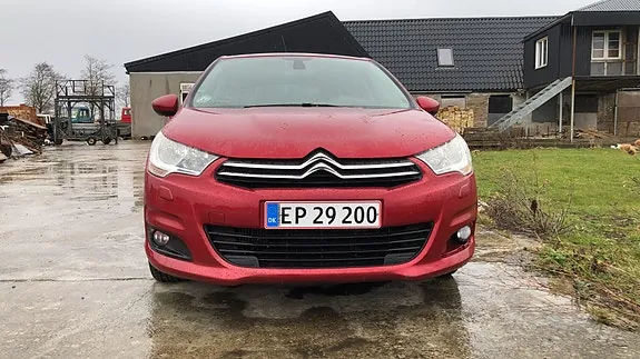 Citroen C4 2012 photo 4
