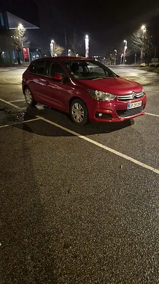 Citroen C4 2012 photo 2