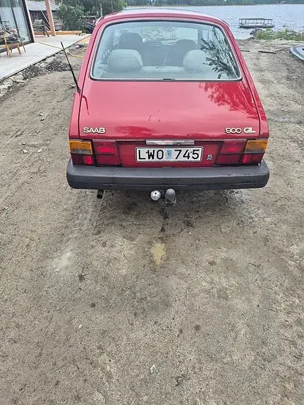 Saab 900 1984 photo 4