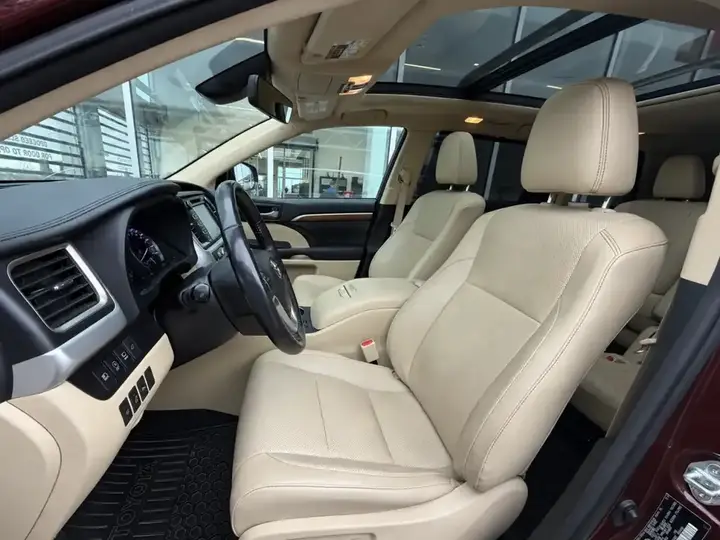 Toyota Highlander 2017 photo 4