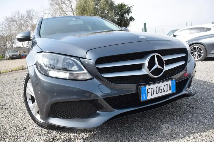 Mercedes-Benz C 2016 photo 2