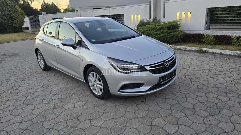 Opel Astra K
