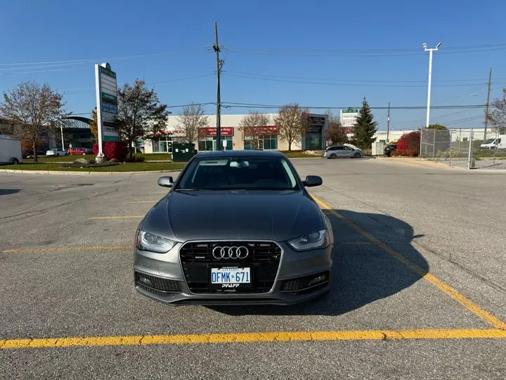 Audi A4 2015 photo 2