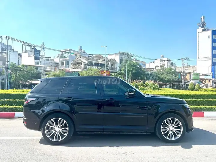 Land Rover Range Rover Sport 2014 photo 5