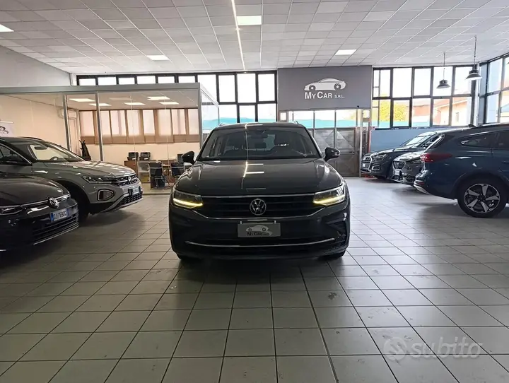 Volkswagen Tiguan 2021 photo 2