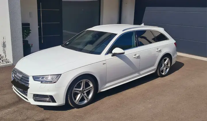 Audi A4 Avant 2017 photo 2