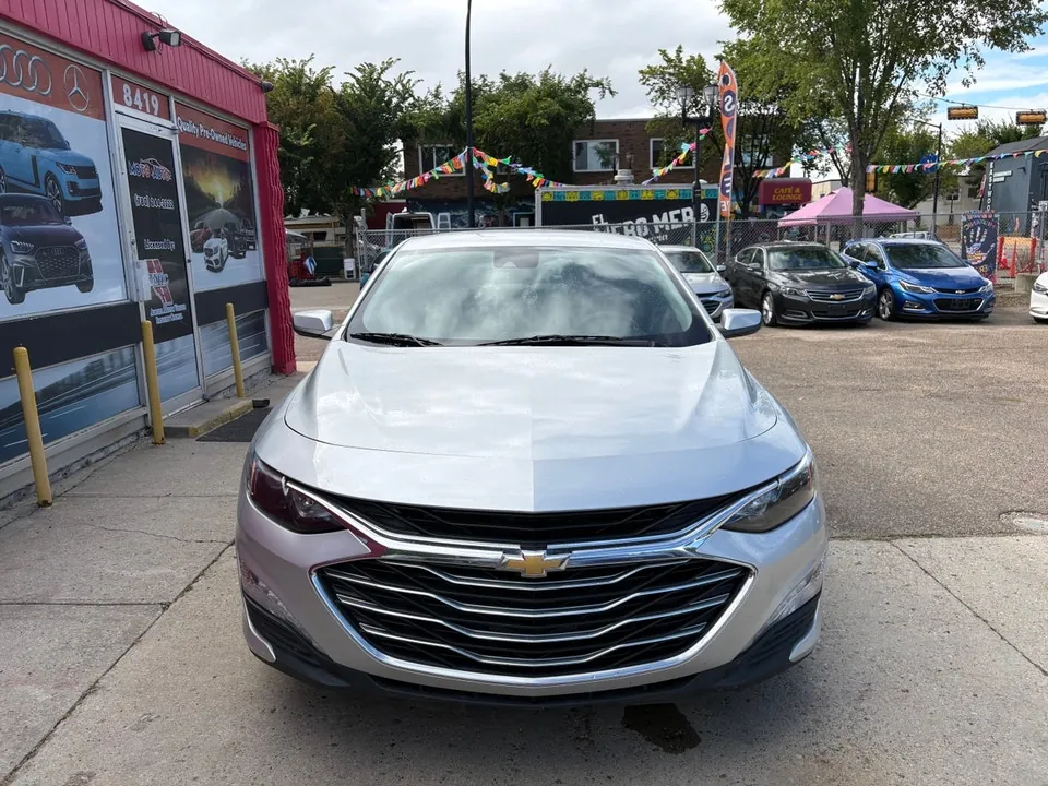 Chevrolet Malibu 2021 photo 3