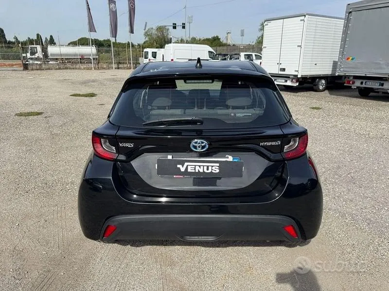 Toyota Yaris 2021 photo 5