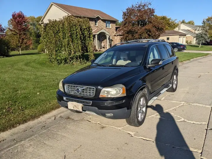 Volvo Xc90 2010 photo 2