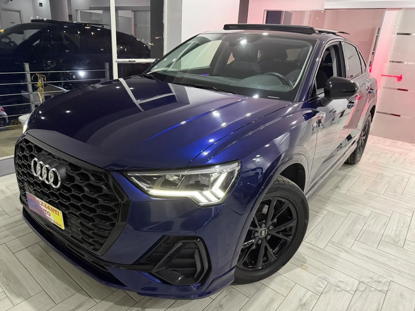 Audi Q3 2022 photo 2