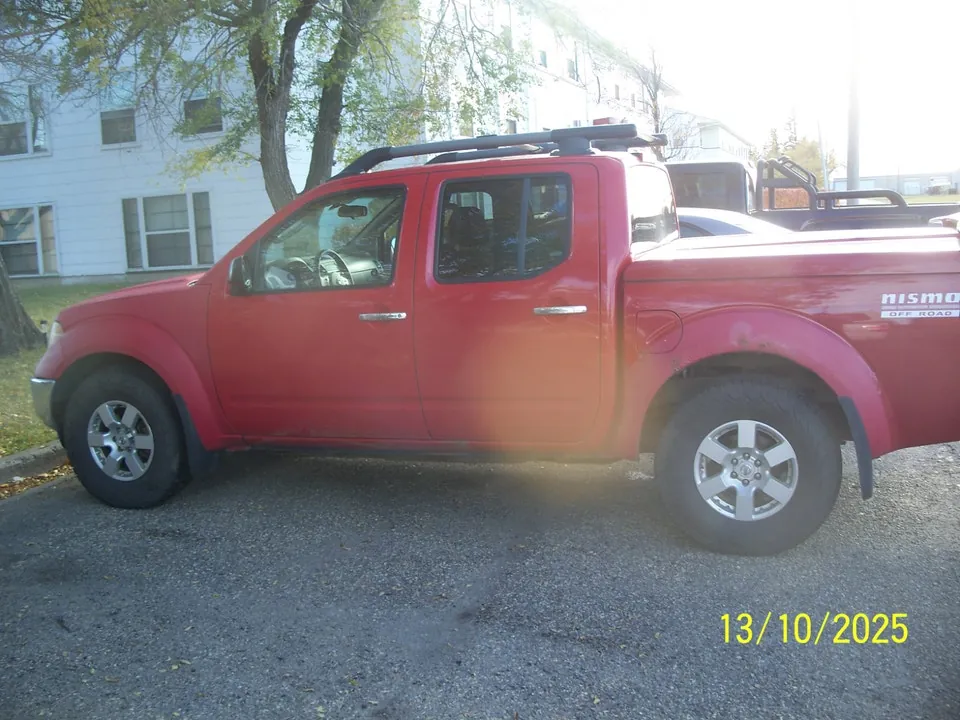 Nissan Frontier 2008 photo 2