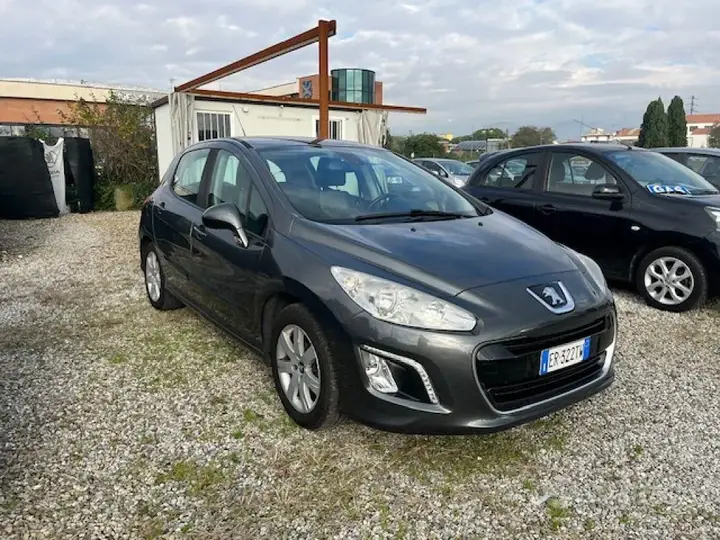 Peugeot 308 2013 photo 2