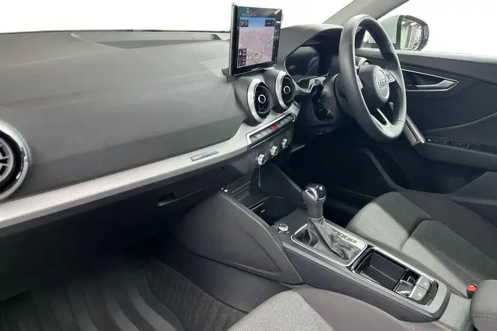 Audi Q2 2026 photo 2