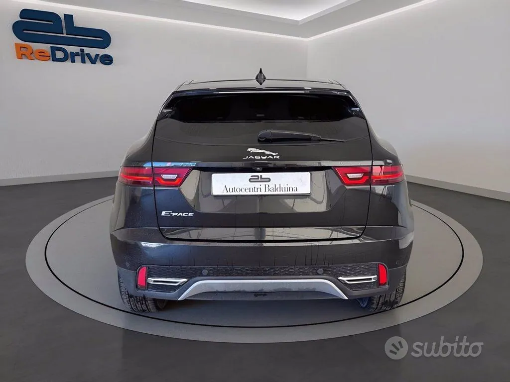 Jaguar E-Pace 2021 photo 5