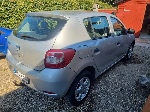 Dacia Sandero 2013 photo 3