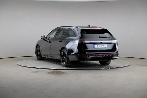 Volkswagen Passat 2024 photo 2