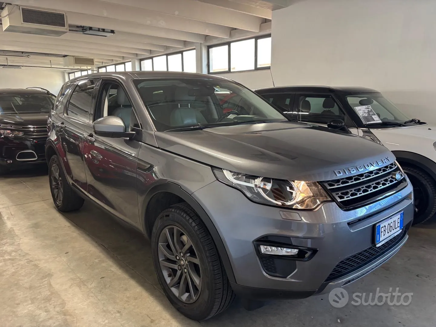 Land Rover Discovery Sport 2015 photo 3