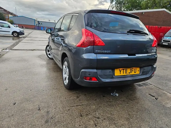 Peugeot 3008 2011 photo 4