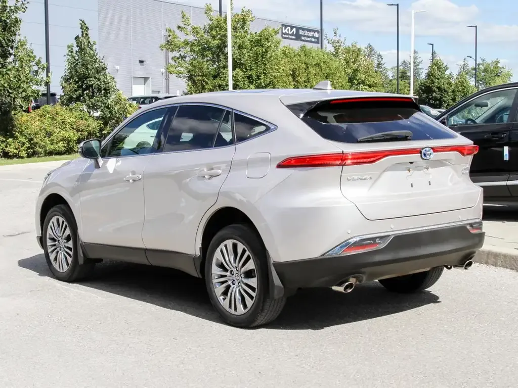 Toyota Venza 2022 photo 4