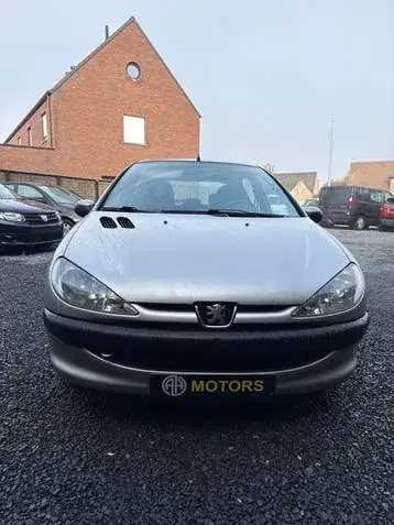 Peugeot 206 2004 photo 3