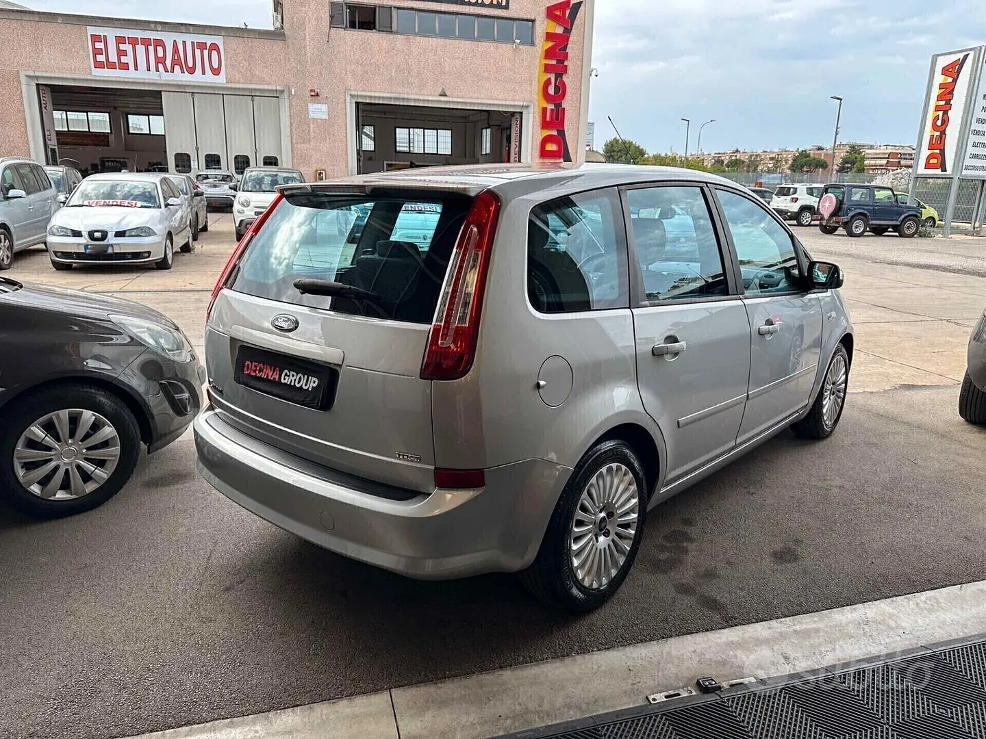 Ford C-Max 2010 photo 3