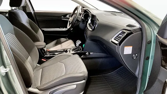 Kia Ceed 2024 photo 3